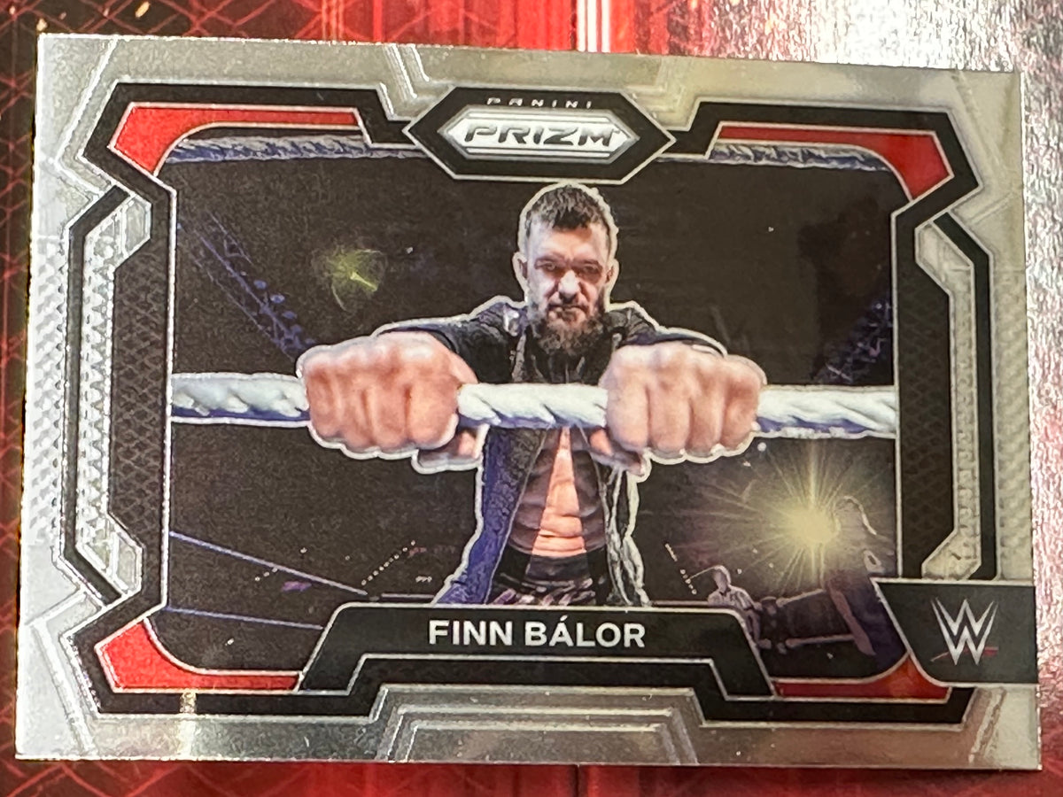 WWE Panini Prizm 2024 Trading Card No. 030 - Finn Balor
