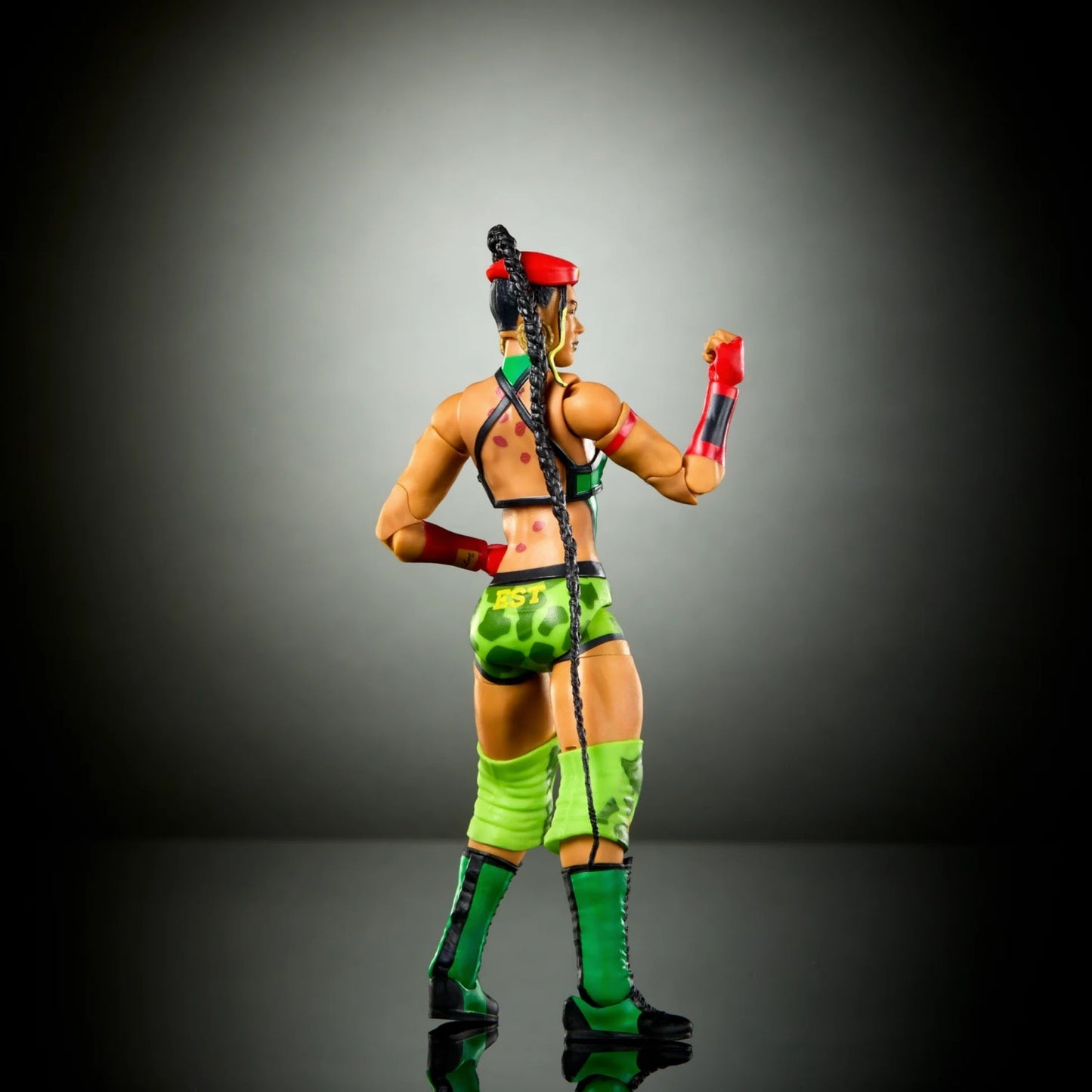 WWE Street Fighter Series #2 - Bianca Belair as Cammy *DMG*