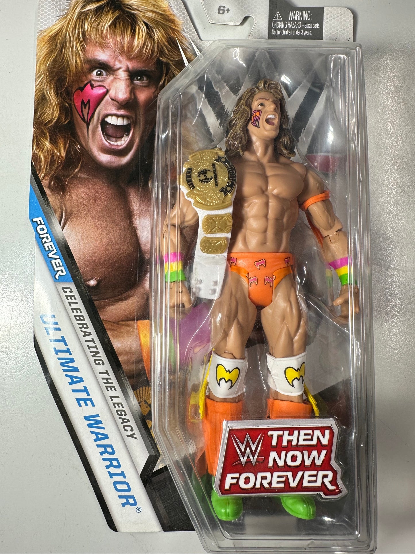 WWE Main Event Basic Then Now Forever - Ultimate Warrior (See photos)