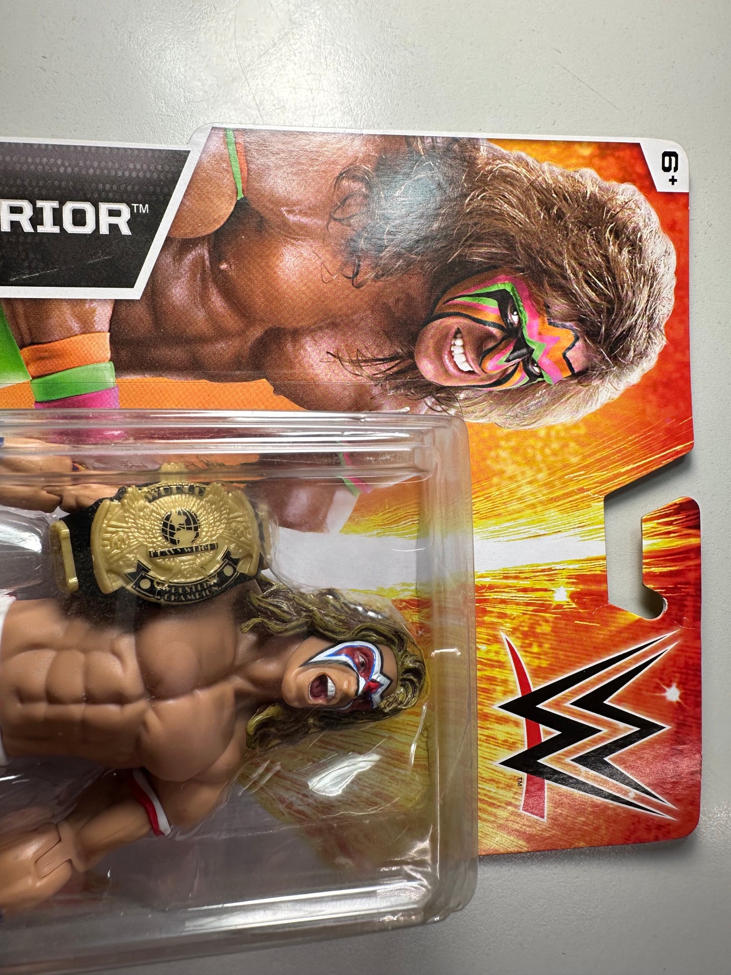 WWE Main Event Champions Limited Edition - Ultimate Warrior (See photos)