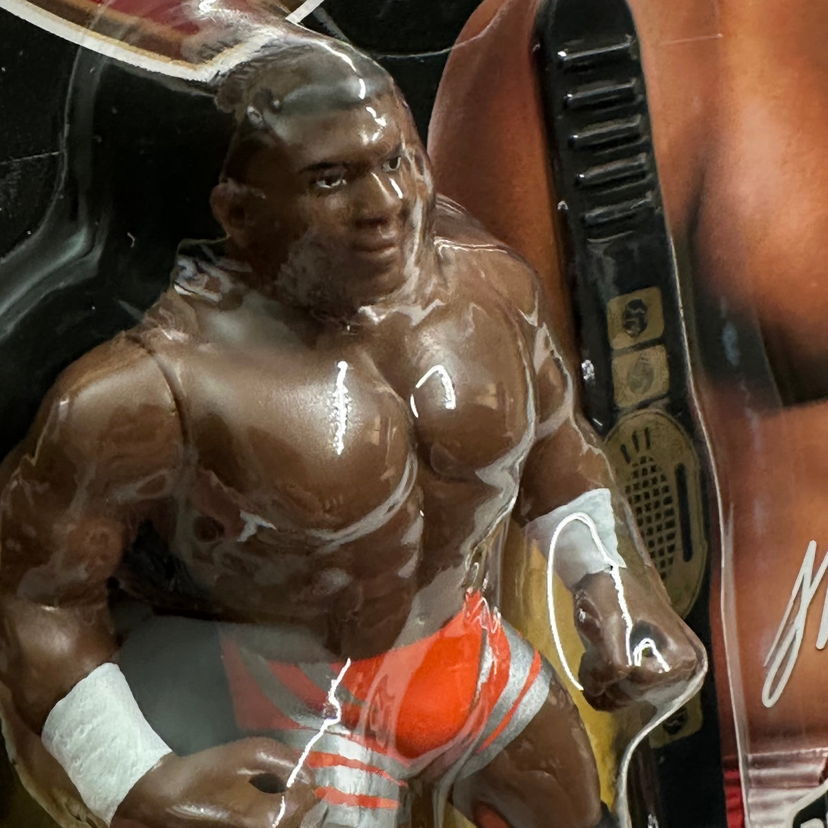 KWK Kayfabe Heroes - Shelton Benjamin (Yellow card Deluxe Edition) *Con bonus Preorder-Sticker*