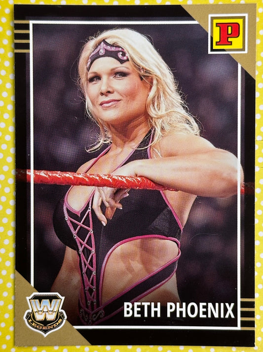 WWE Panini Trading Card - Beth Phoenix (Numero 117)