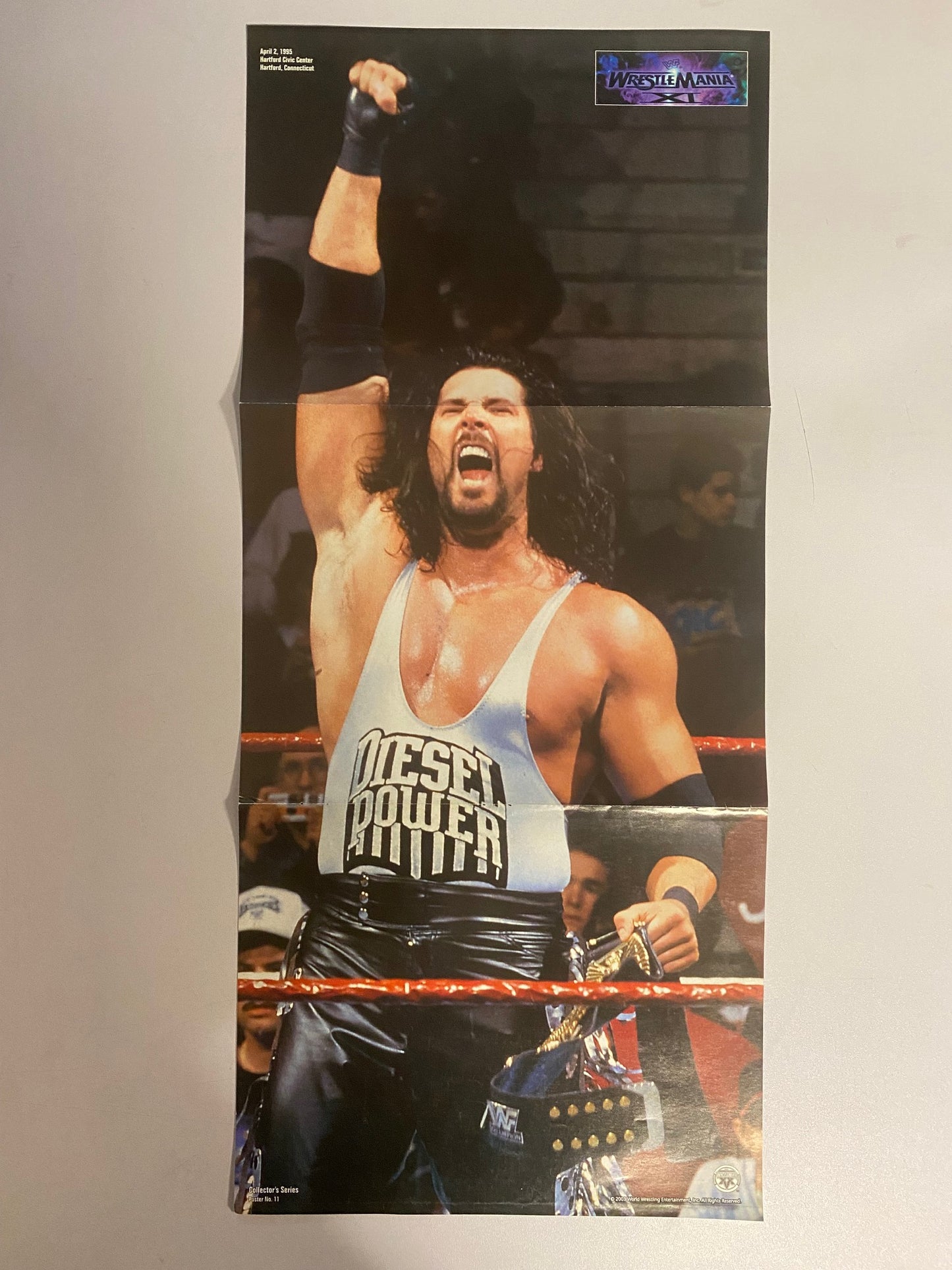WWE Poster - Kevin Nash (Diesel) / WrestleMania XI (Poster piegato con forature, 60x27cm)