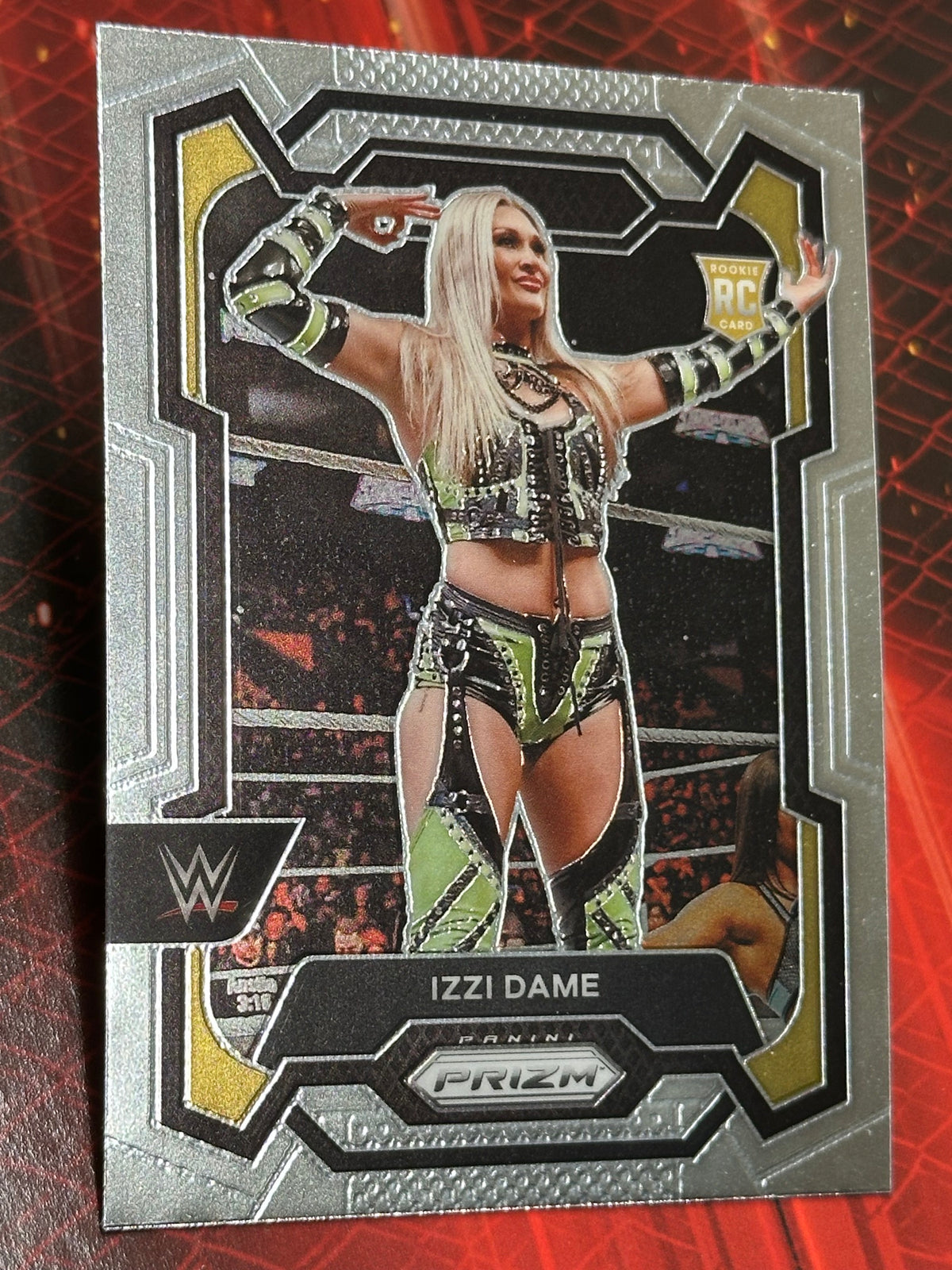 WWE Panini Prizm 2024 Trading Card Nr. 116 – Izzy Dame