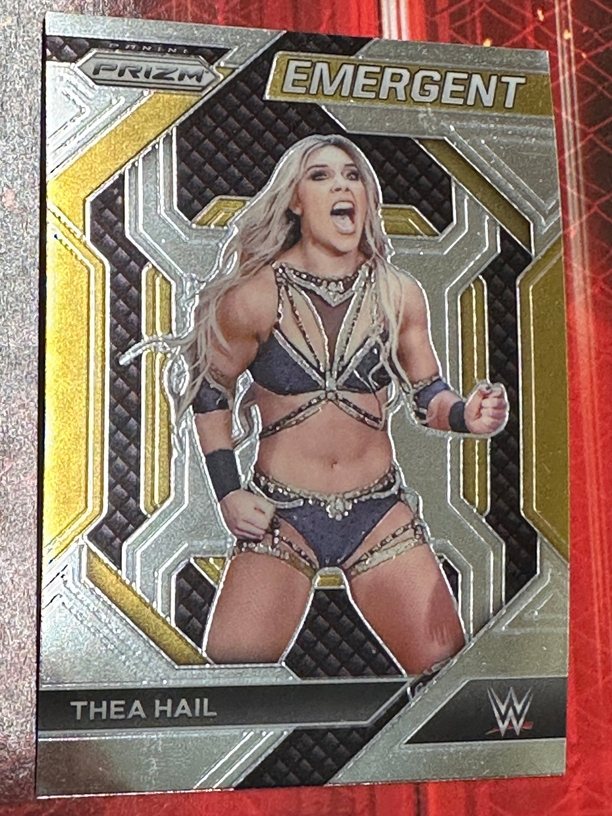 WWE Panini Prizm 2024 Trading Card Emergent No. 004 - Thea Hail