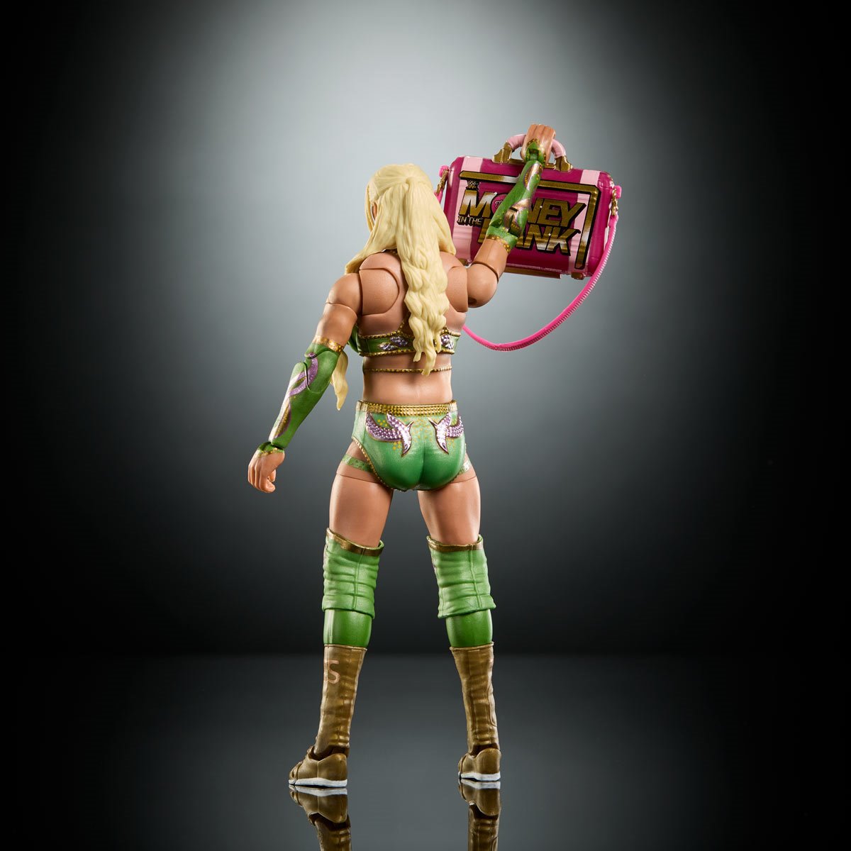 WWE Ultimate Edition Series 28 - Tiffany Stratton *DAMAGED*