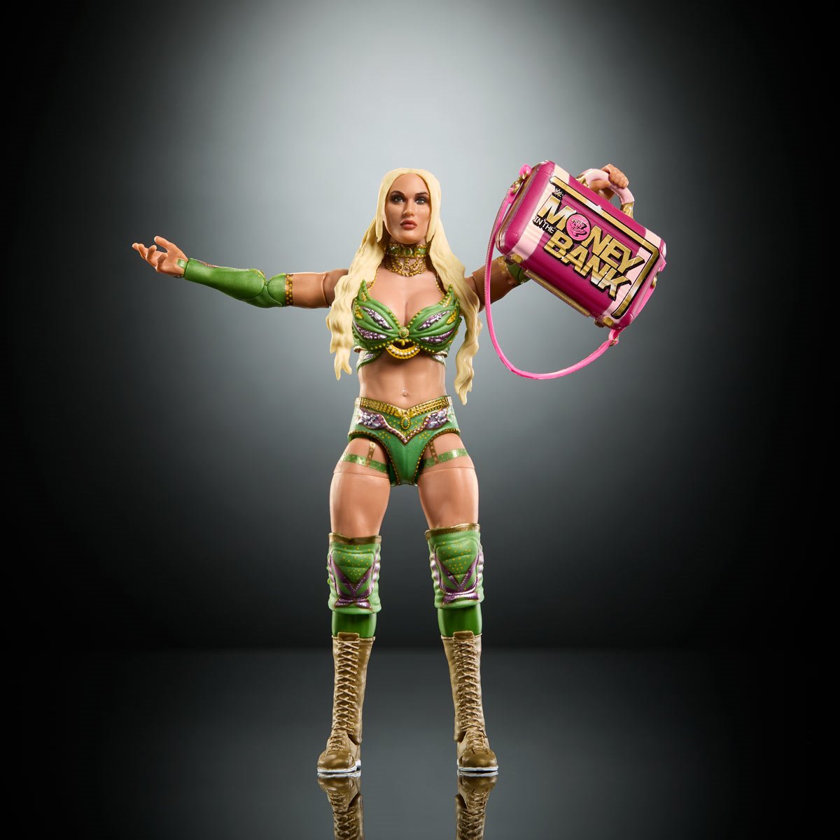 WWE Ultimate Edition Series 28 - Tiffany Stratton *DAMAGED*