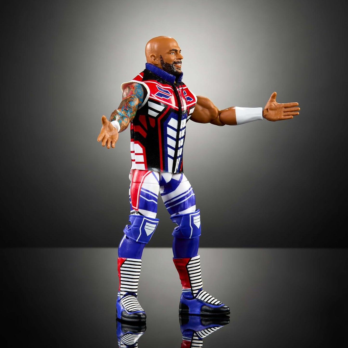 WWE Elite Series 111 – Ricochet