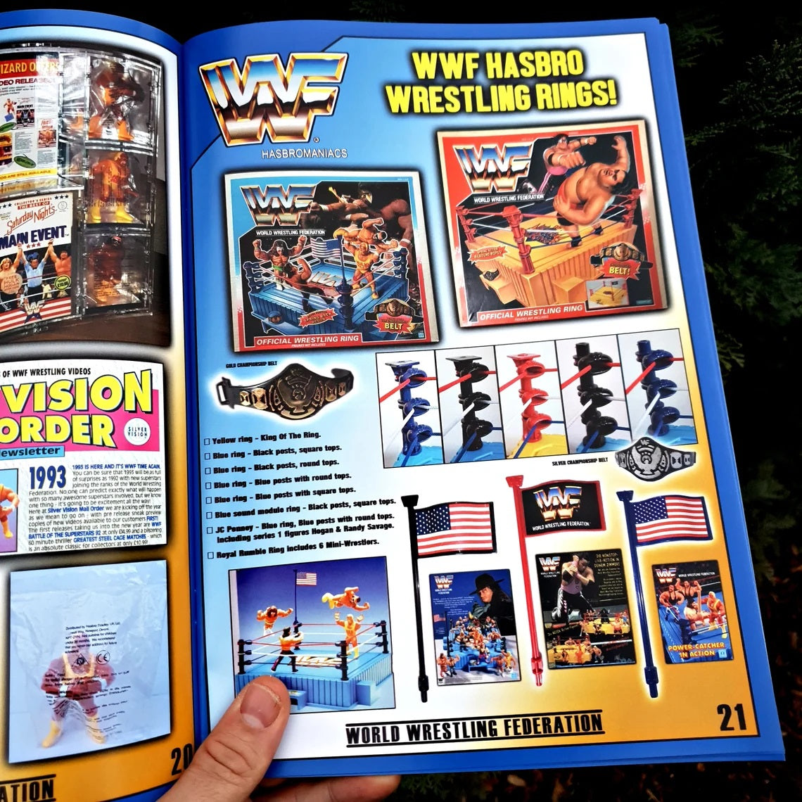 Hasbromaniacs Guide to WWF Hasbro Wrestling (Free Mini-Poster) 2026 (in Inglese)