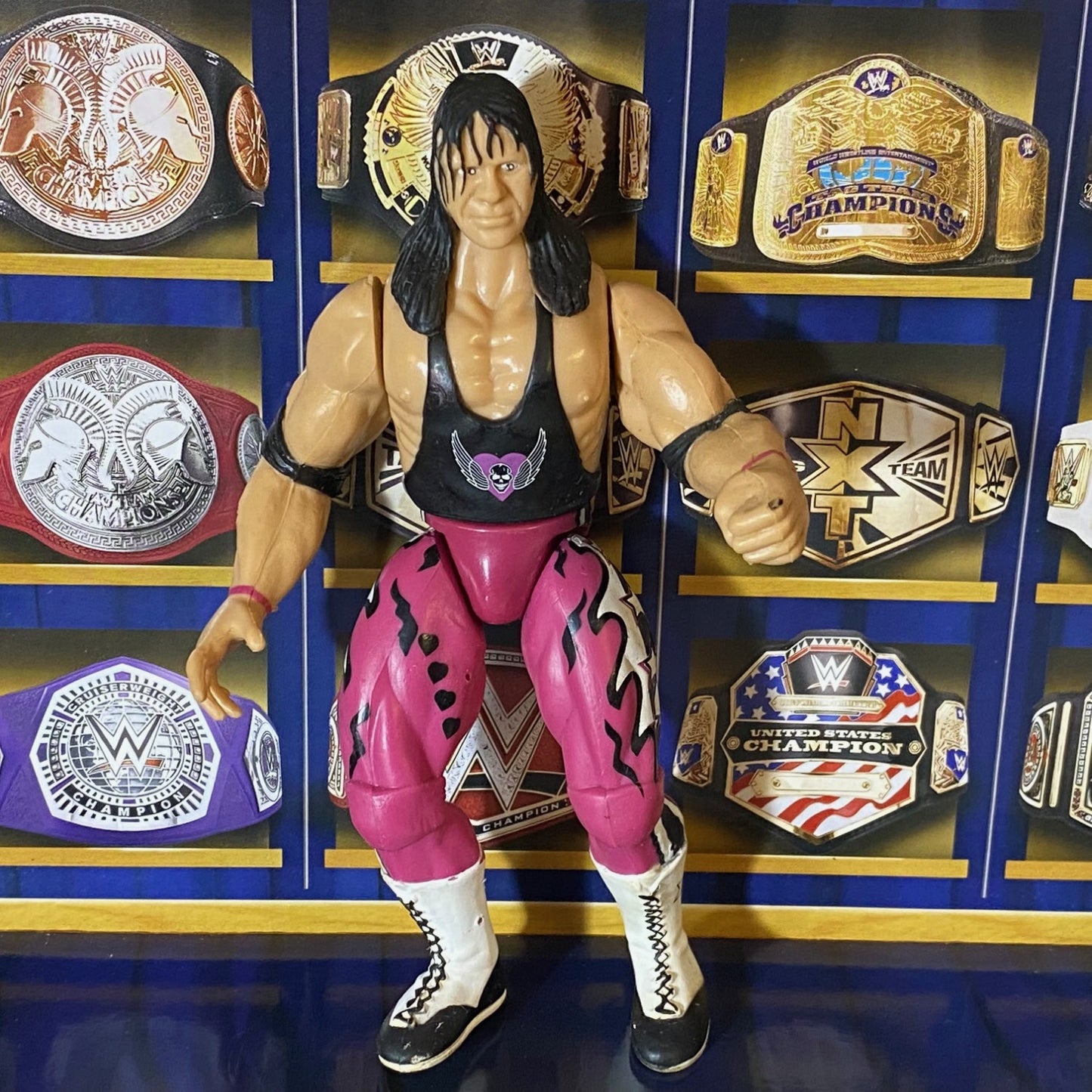 WWF BCA (Jakks) - Bret Hart (Pink & Black)