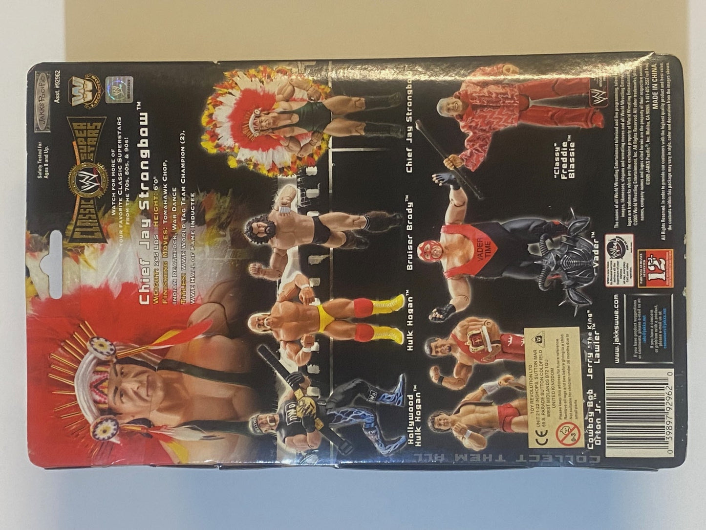 WWE Classic Superstars Serie 08 - Chief Jay Strongbow *Vedi le foto*