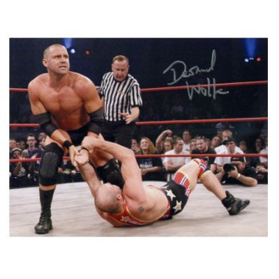 Miniposter autografato TNA - Desmond Wolfe (26x20cm)