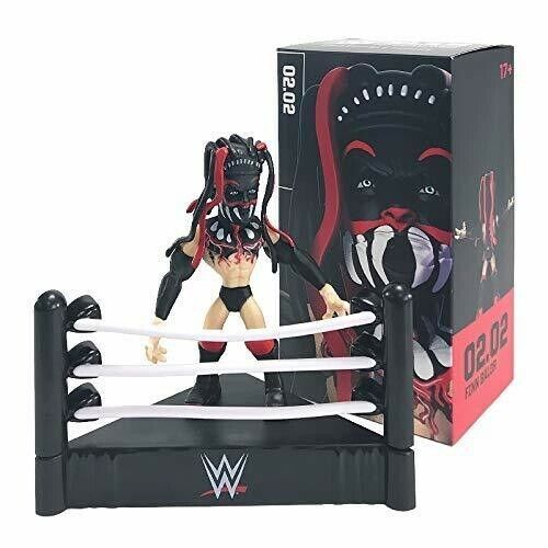 WWE Lootcrate Statue - Finn Balor (Altezza 15cm)