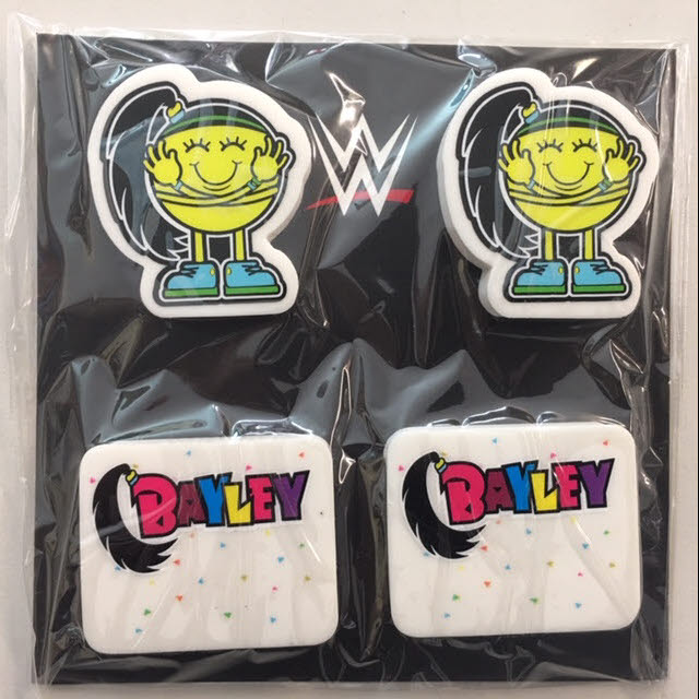 WWE Set di 4 gomme per cancellare - Bayley (Dimensioni box 10x10cm)