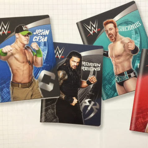Quadernone righe con margine WWE Scuola (Scegli il soggetto)